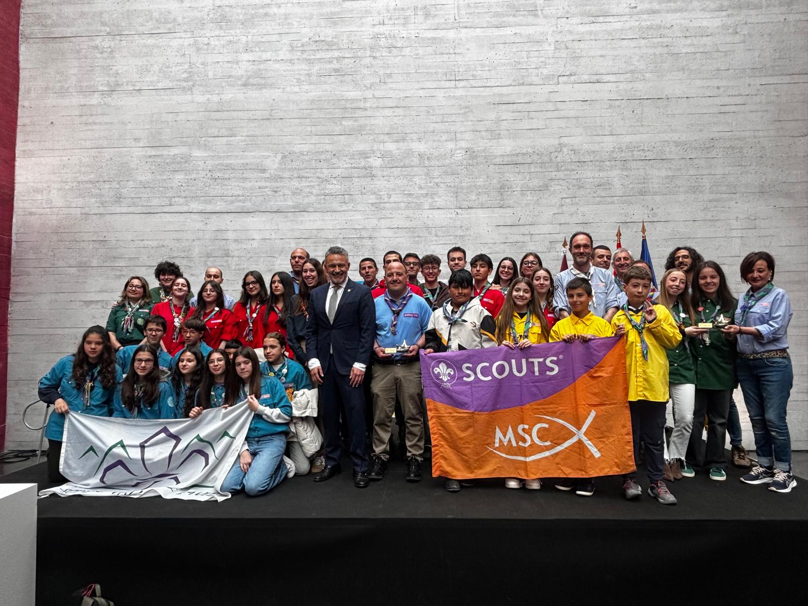 Imagen El Ayuntamiento de Logroño entrega la Estrella de Europa al Movimiento Scout de La Rioja